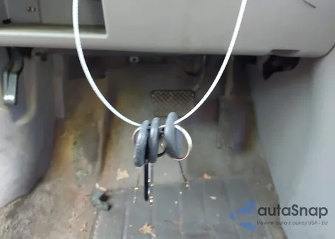 2005 Saturn Vue V6 из США, поврежденный, VIN 5GZCZ53445S807193